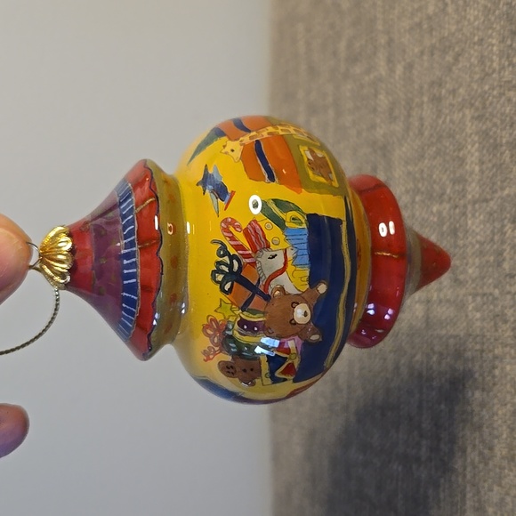 Le Bien 2005 Reverse Hand Painted Toy Train Glass Ornament - Picture 7 of 10